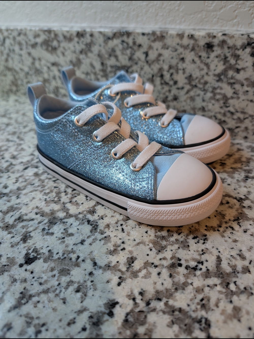 Converse Kids Glitter Low-Top Sneakers in Light Blue
